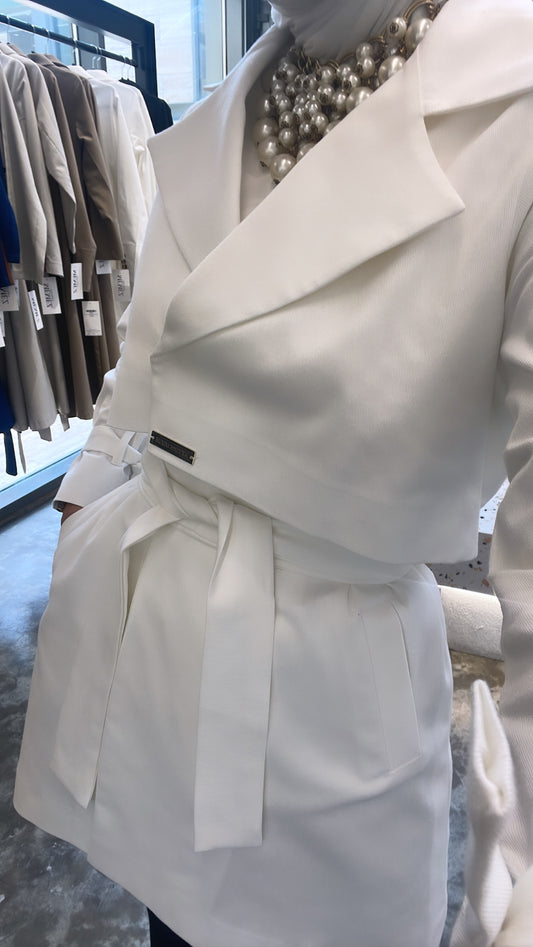 Elegant white jacket